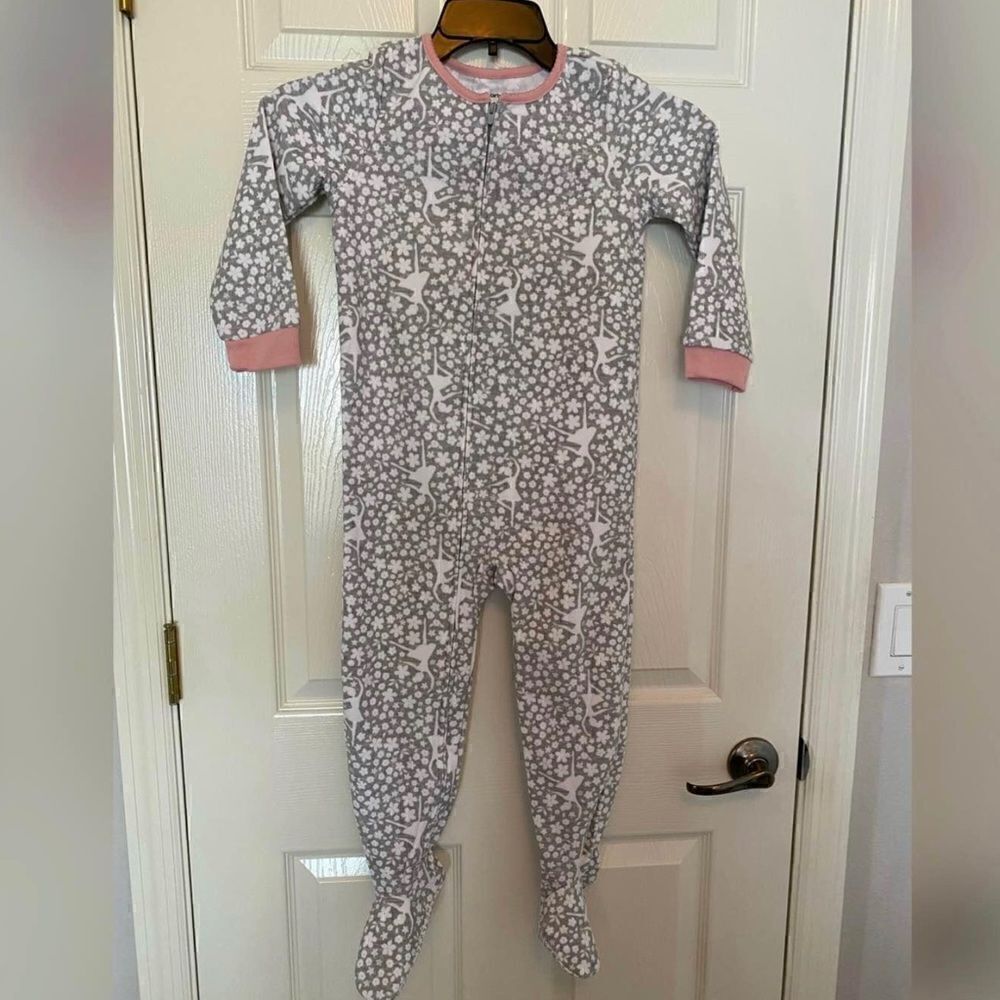 CARTER’S Girls Size 5 One Piece Fleece Footie Pajamas